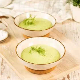 GEEISTE KRÄUTERSCHAUMSUPPE