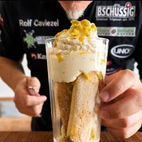 KAFFEE-ESPUMA MIT PASSIONSFRUCHT