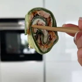 SUSHI AUX LÉGUMES ET AU SAUMON