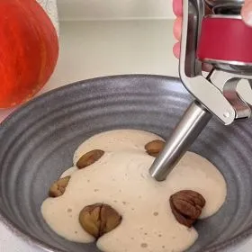 SOUPE MOUSSEUSE AUX MARRONS